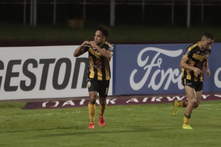 TAÇA LIBERTADORES DA AMÉRICA DE 2021. FASE DE GRUPOS. GRUPO B. QUINTA RODADA. DEPORTIVO TÁCHIRA. VENEZUELA. ALWAYS READY. BOLÍVIA.