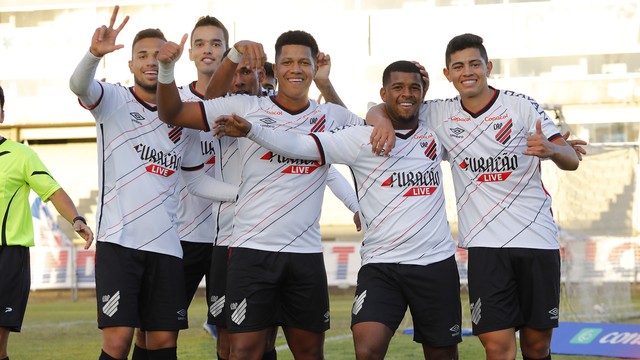 CAMPEONATO PARANAENSE DE 2021. PRIMEIRA FASE. SEXTA RODADA. ATHLETICO-PR. PARANÁ CLUBE-PR.