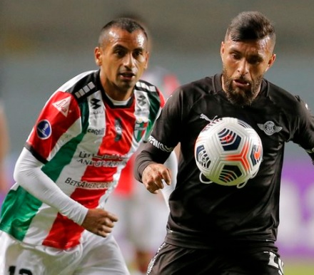 COPA SUL-AMERICANA DE 2021. FASE D EGRUPOS. GRUPO F. SEXTA RODADA. LIBERTAD. PARAGUAI. PRIEMIRO LUGAR. PALESTINO. CHILE. QUARTO LUGAR.