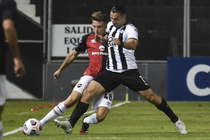 COPA SUL-AMERICANA DE 2021. FASE DE GRUPOS. GRUPO F. QUARTA RODADA. LIBERTAD. PARAGUAI. NEWEEL'S OLD BOYS. ARGENTINA.