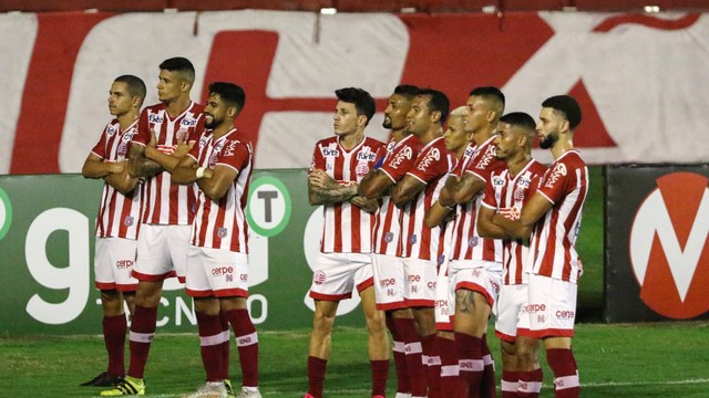 CAMPEONATO BRASILEIRO DA SÉRIE B DE 2021. PRIMEIRA FASE. PRIMEIRA RODADA. NÁUTICO-PE. CSA-AL.