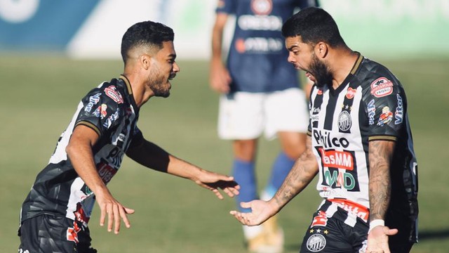 CAMPEONATO PARANAENSE DE 2021. QUARTAS DE FINAL. JOGO DE VOLTA. SEGUNDA PARTIDA. OPERÁRIO-PR. CLASSIFICADO. AZURIZ-PR. ELIMINADO. CIANORTE-PR. ELIMINADO. LONDRINA-PR. CLASSIFICADO. FUTEBOL CLUBE CASCAVEL-PR. CLASSIFICADO. MARINGÁ-PR. ELIMINADO. SEMIFINAL. LONDRINA-PR. OPERÁRIO-PR. FUTEBOL CLUBE CASCAVEL-PR. CONTRA PARANÁ CLUBE-PR. OU. ATHLETICO-PR.