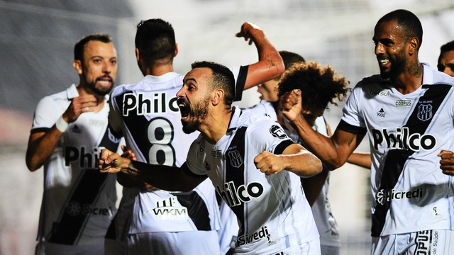 CAMPEONATO PAULISTA DE 2021. PRIMEIRA FASE. SEXTA RODADA. PONTE PRETA-SP. GRUPO A. GUARANI-SP. GRUPO D.