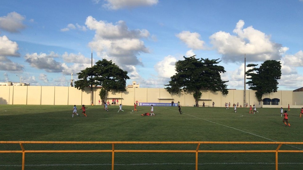 CAMPEONATO BRASIELIRO DE FUTEBOL FEMININO SÉRIE A2 DE 2021. PRIEMIRA FASE. TERCEIRA RODADA. GRUPO C. UDA. UNIÃO DESPORTIVA ALAGOANA-AL. SANTOS DUMONT-SE.