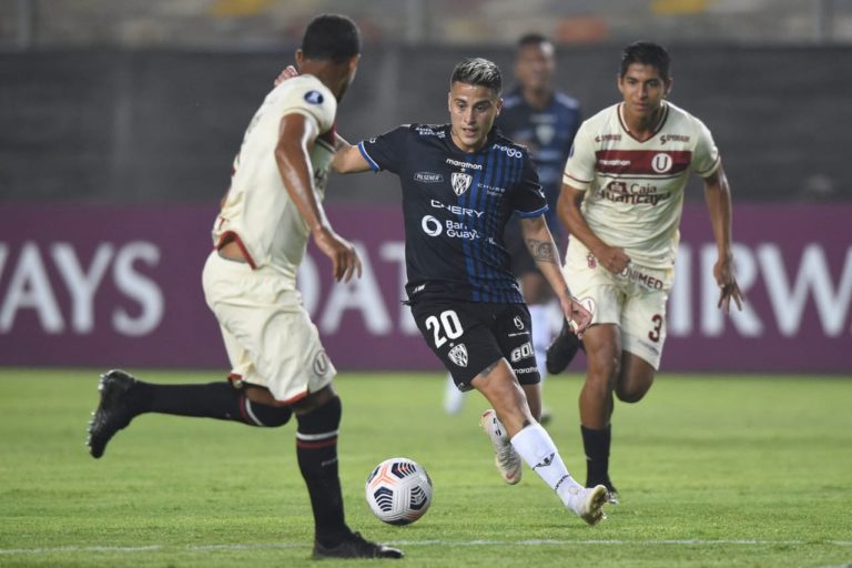 TAÇA LIBERTADORES DA AMÉRICA DE 2021. FASE DE GRUPOS. GRUPO A. QUINTA RODADA. UNIVERSITÁRIO. PERU. INDEPENDIENTE DEL VALLE. EQUADOR.