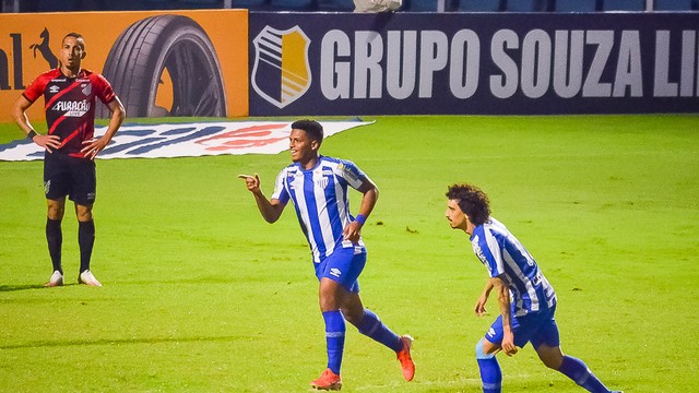 COPA DO BRASIL DE 2021. TERCEIRA FASE. JOGO DE IDA. PRIMEIRA PARTIDA. AVAÍ-SC. ATHLETICO-PR.