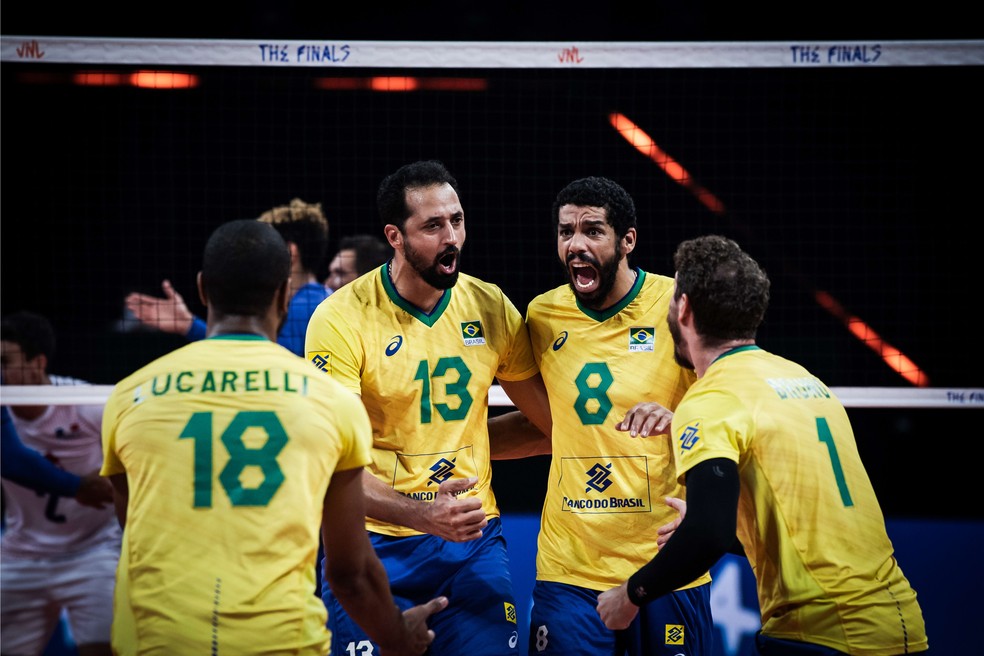 LIGA DAS NAÇÕES DE VÔLEI MASCULINO. SEMIFINAL. JOGO ÚNICO. PARTIDA ÚNICA. BRASIL. CLASSIFICADO. FRANÇA. ELIMINADA.