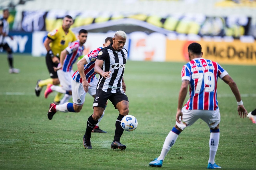 CAMPEONATO BRASILEIRO DA SÉRIE A DE 2021. PRIMEIRA FASE. QUARTA RODADA. BAHIA-BA. CEARÁ-CE.