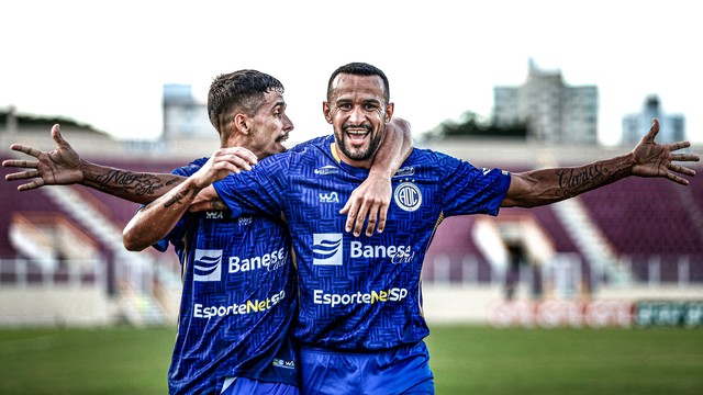 CAMPEONATO BRASILEIRO DA SÉRIE B DE 2021. PRIMEIRA FASE. SEXTA RODADA. CONFIANÇA-SE. VILA NOVA-GO.