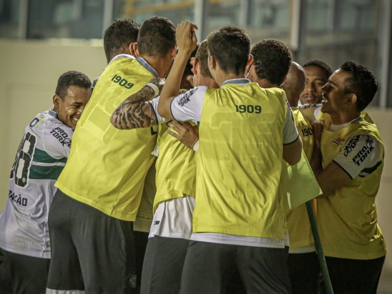 CAMPEONATO BRASILEIRO DA SÉRIE B DE 2021. PRIMEIRA FASE. OITAVA RODADA. CONFIANÇA-SE. CORITIBA-PR.