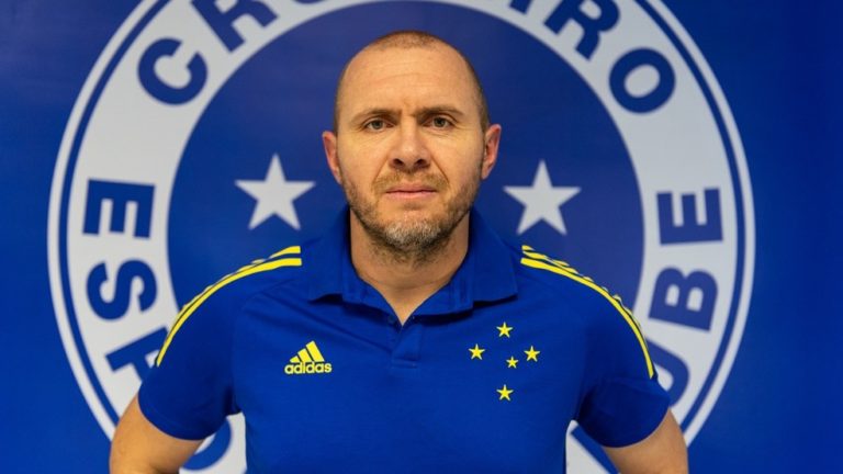 MOZART. CRUZEIRO-MG.