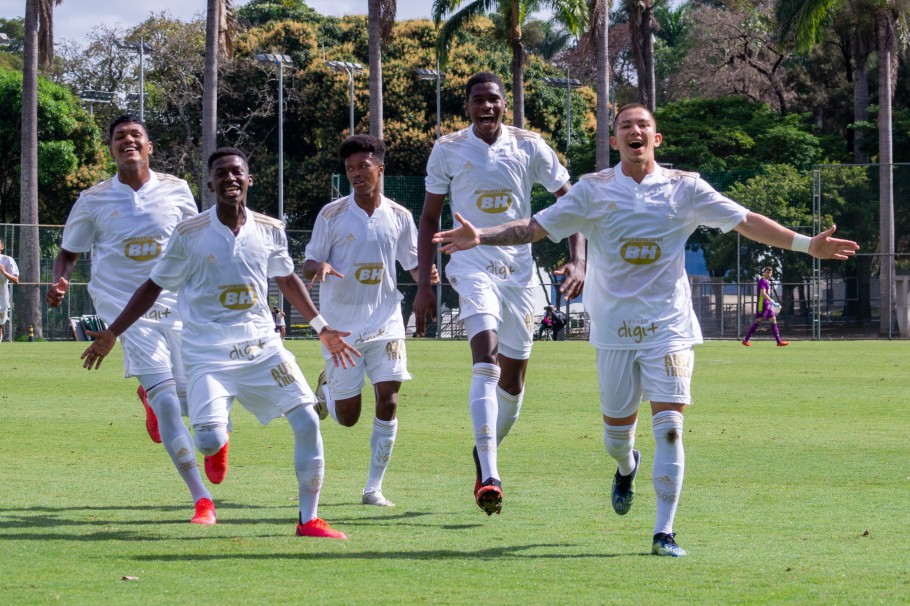 CAMPEONATO BRASILEIRO DE FUTEBOL SUB-17 DE 2021. PRIMEIRA FASE. QUINTA RODADA. GRUPO A. CRUZEIRO-MG. AMÉRICA-MG.