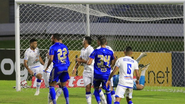 CAMPEONATO BRASILEIRO DA SÉRIE B DE 2021. PRIMEIRA FASE. SÉTIMA RODADA. CRUZEIRO-MG. CSA-AL.