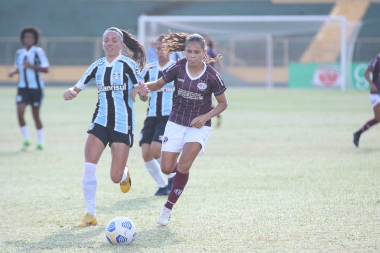 CAMPEONATO BRASILEIRO DE FUTEBOL FEMININO DA SÉRIE A1 DE 2021. PRIEMIRA FASE. DÉCIMA TERCEIRA RODADA. GRÊMIO-RS. FERROVIÁRIA-SP.