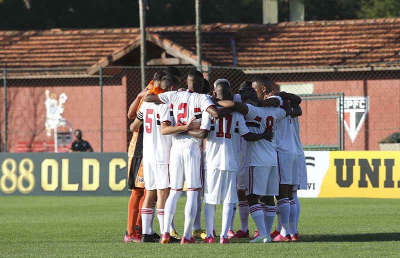 CAMPEONATO BRASILEIRO DE FUTEBOL SUB-20 DE 2021. PRIMEIRA FASE. PRIMEIRA RODADA. SÃO PAULO-SP. ATHLETICO-PR.