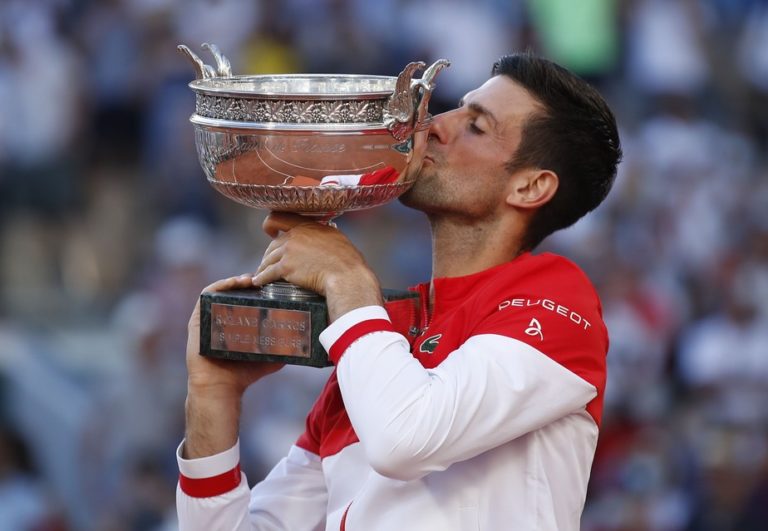 ROLAND GARROS. SÉRVIA. NOVAK DJOKOVIC. BICAMPEÃO.