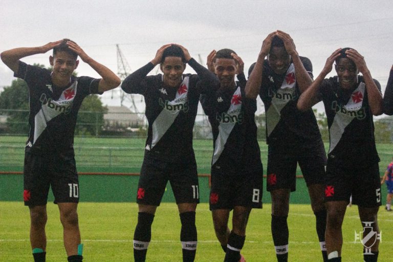 CAMPEONATO BRASILEIRO DE FUTEBOL SUB-17 DE 2021. PRIMEIRA FASE. OITAVA RODADA. GRUPO B. VASCO-RJ. FORTALEZA-CE.