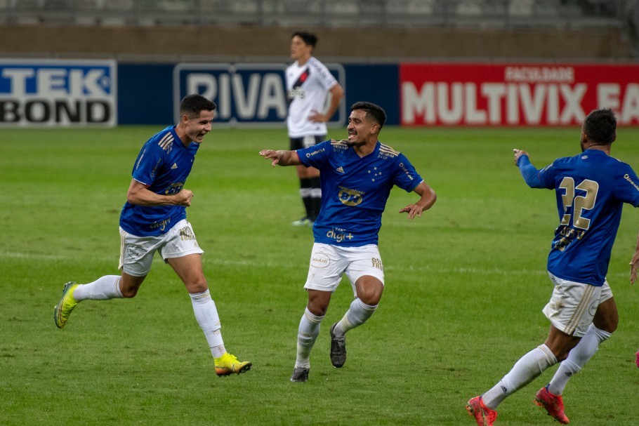 CAMPEONATO BRASILEIRO DA SÉRIE B DE 2021. PRIMEIRA FASE. SEXTA RODADA. VASCO-RJ. CRUZEIRO-MG.