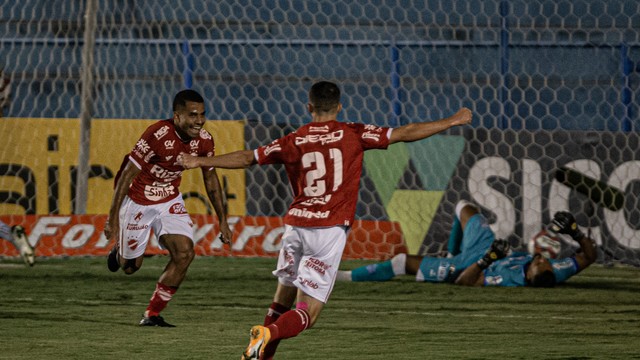 CAPEONATO BRASILEIRO DA SÉRIE B DE 2021. PRIMEIRA FASE. TERCEIRA RODADA. VILA NOVA-GO. CSA-AL.