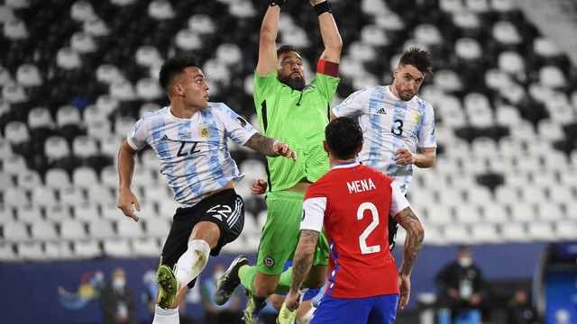 COPA AMÉRICA DE 2021. PRIMEIRA FASE. PRIMEIRA RODADA. GRUPO A. CHILE. ARGENTINA.
