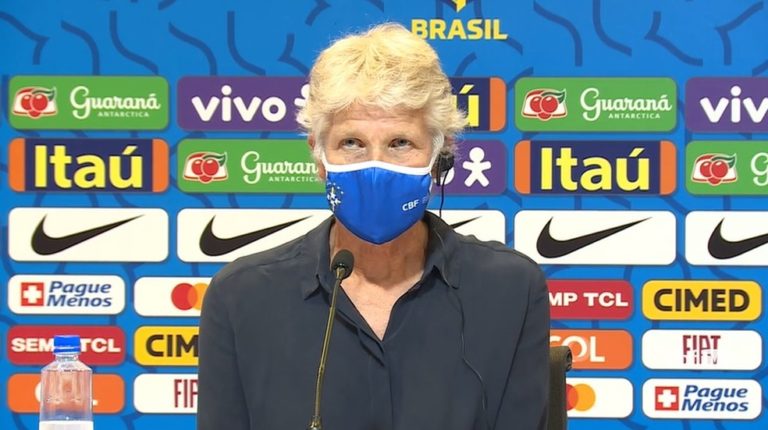 SELEÇÃO BRASILEIRA DE FUTEBOL FEMININO. PIA SUNDHAGE.