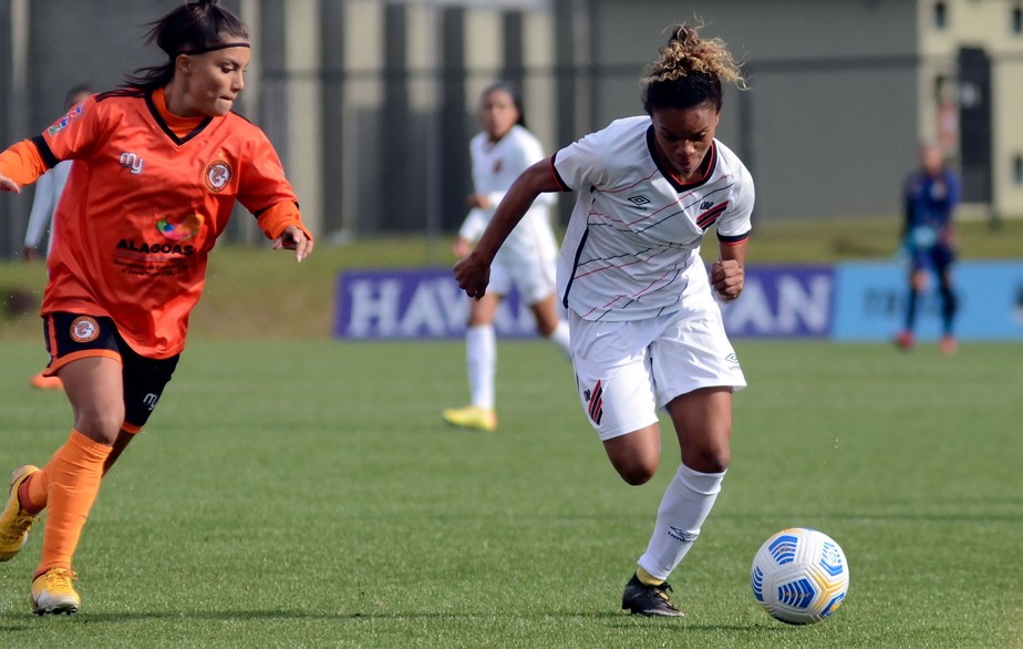 CAMPEONATO BRASILEIRO DE FUTEBOL FEMININO DA SÉRIE A2 D E2021. OITAVAS DE FINAL. JOGO DE VOLTA. SEGUNDA PARTIDA. ATHLETICO-PR. CLASSIFICADO. UDA-AL. ELIMINADO. QUARTAS DE FINAL. ATHLETICO-PR. CONTRA. RED BULL BRAGANTINO-SP. OU. JC-AM.