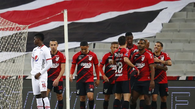 COPA SUL-AMERICANA DE 2021. OITAVAS DE FINAL. JOGO DE VOLTA. SEGUNDA PARTIDA. ATHLETICO-PR. BRASIL. CLASSIFICADO. AMÉRICA DE CALI. COLÔMBIA. ELIMINADO. QUARTAS DE FINAL. JOGO DE IDA. JOGO DE VOLTA. ATHLETICO-PR. BRASIL. LIGA DEPORTIVA DE QUITO. EQUADOR.