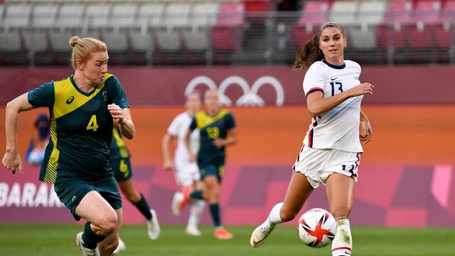 JOGOS OLÍMPICOS DE TÓQUIO DE 2020. 2021. PRIMEIRA FASE. TERCEIRA RODADA. GRUO G. ESTADOS UNIDOS. 4 PONTOS. 2 GOLS DE SALDO. SEGUNDO LUGAR. CLASSIFICADO. AUSTRÁLIA. 4 PONTOS. MENOS 2 GOLS DE SALDO. TERCEIRO LUGAR. CLASSIFICADO.