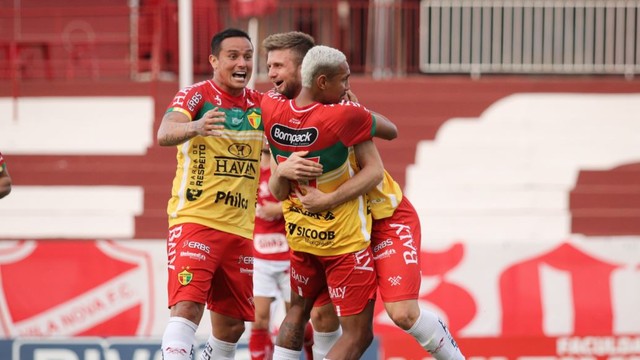 CAMPEONATO BRASILEIRO DA SÉRIE B DE 2021. PRIMEIRA FASE. BRUSQUE-SC. VILA NOVA-GO.