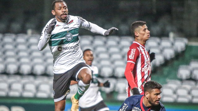 CAMPEONATO BRASILEIRO DA SÉRIE B DE 2021. PRIMEIRA FASE. DÉCIMA QUINTA RODADA. CORITIBA-PR. NÁUTICO-PE.