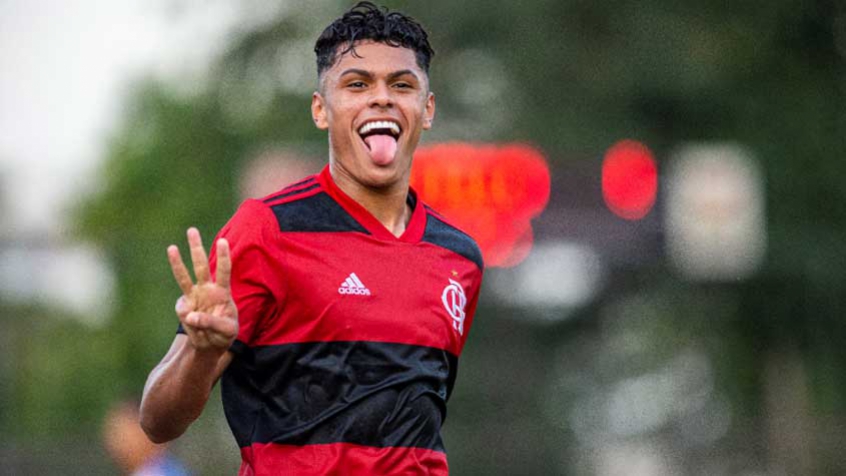 CAMPEONATO BRASILEIRO DE FUTEBOL SUB-17 DE 2021. PRIMEIRA FASE. NONA RODADA. GRUPO A. FLAMENGO-RJ. PRIMEIRO COLOCADO. CLASSIFICADO. 24 PONTOS. BAHIA-BA. QUINTO COLOCADO. ELIMINADO. 15 PONTOS.