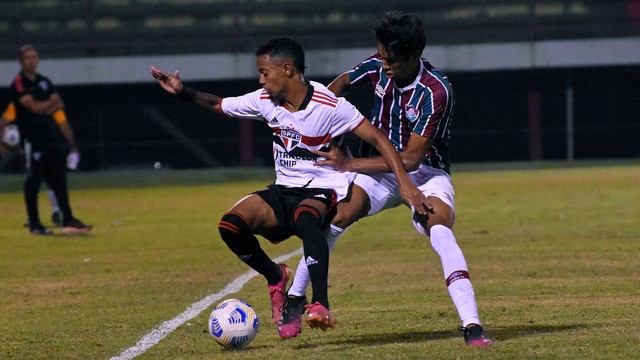 CAMPEONATO BRASILEIRO DE FUTEBOL SUB-17 DE 2021. QUARTAS DE FINAL. JOGO DE IDA. SEGUNDA PARTIDA. SÃO PAULO-SP. CLASSIFICADO. FLUMINENSE-RJ. ELIMINADO. SEMIFINAL. SÃO PAULO-SP. FLAMENGO-RJ.