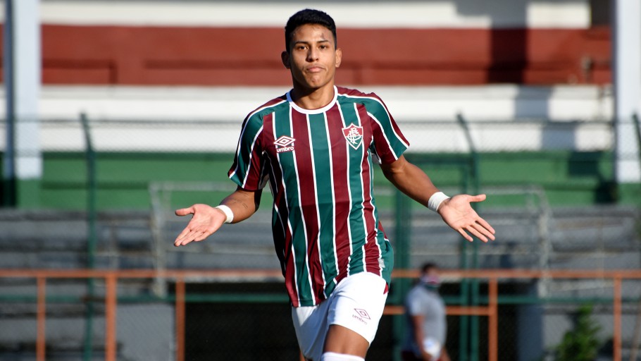 CAMPEONATO BRASILEIRO DE FUTEBOL DE ASPIRANTES SUB-23 DE 2021. PRIMEIRA FASE. QUARTA RODADA. GRUPO A. VITÓRIA-BA. CRB-AL. GRÊMIO-RS. RED BULL BRAGANTINO-SP. PONTE PRETA-SP. SANTOS-SP. GRUPO B. FLUMINENSE-RJ. CORINTHIANS-SP. BAHIA-BA. CEARÁ-CE.