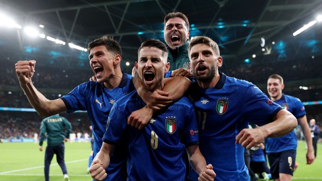 EUROCOPA DE 2020. 2021. SEMIFINAL. JOGO ÚNICO. PARTIDA ÚNICA. ITÁLIA. CLASSIFICADA. ESPANHA. ELIMINADA. FINAL. WEMBLEY. LONDRS. INGLATERRA. ITÁLIA. CONTRA. INGLATERRA.OU. DINAMARCA. JOGO ÚNICO. PARTIDA ÚNICA.