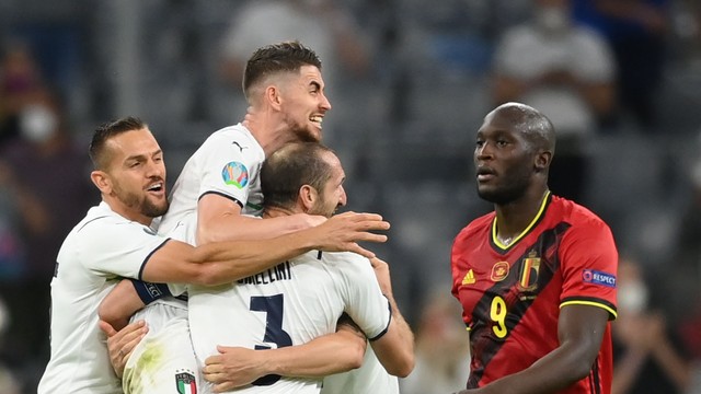 EUROCOPA DE 2020. 2021. QUARTAS DE FINAL. JOGO ÚNICO. PARTIDA ÚNICA. ITÁLIA. CLASSIFICADA. BÉLGICA. ELIMINADA. SEMIFINAL. JOGO ÚNICO. PARTIDA ÚNICA. ITÁLIA. ESPANHA. ESTÁDIO DE WEMBLEY. LONDRES. INGLATERRA.