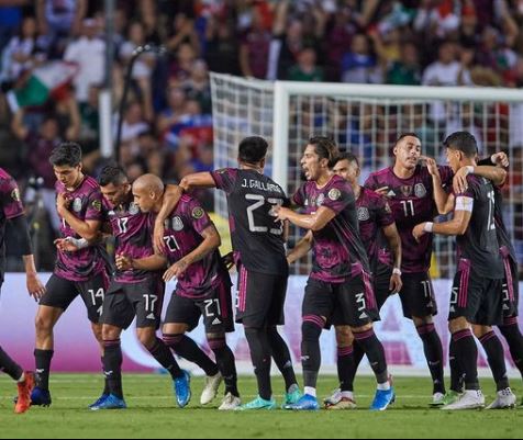 COPA OURO DE 2021. PRIMEIRA FASE. GRUPO A. TERCEIRA RODADA. MÉXICO. PRIEMIRO COLOCADO. CLASSIIFCADO. 7 PONTOS. EL SALVADOR. SEGUNDO COLOCADO. CLASSIFICADO. 6 PONTOS. TRINIDAD E TOBAGO. TERCEIRO COLOCADO. ELIMINADO, 32 PONTOS. GUATEMAL. QUARTO COLOCADO. ELIMINADO. 1 PONTO.