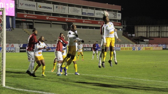CAMPEONATO BRASILEIRO DA SÉRIE C DE 2021. PRIMEIRA FASE. OITAVA RODADA. PARANÁ CLUBE-PR. NOVORIZONTINO-SP