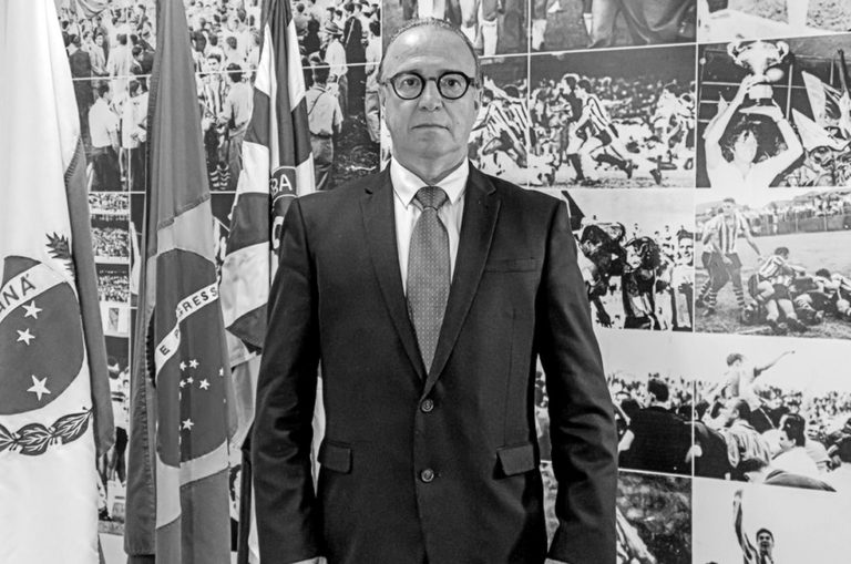 CORITIBA-PR. MORTE. RENATO FOLLADOR. 67 ANOS. PRESIDENTE.