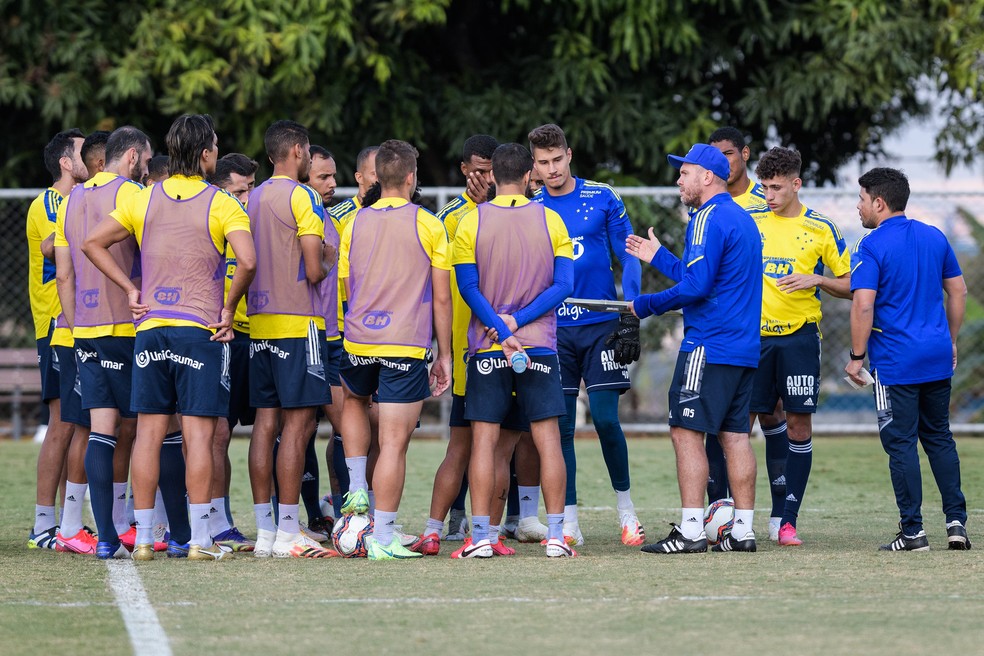 CAMPEONATO BRASILEIRO DA SÉRIE B DE 2020. 2021. CRUZEIRO-MG. 50 RODADAS.
