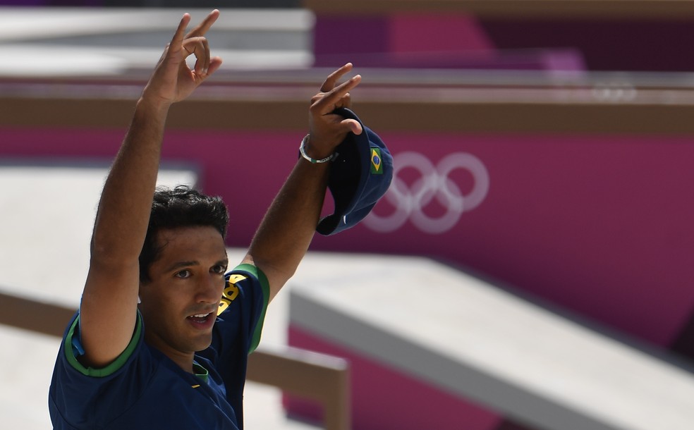 SKATE. JOGOS OLÍMPICOS DE TPOQUIO DE 2020.2021. KELVIN HOEFLER. MEDALHA DE PRATA.