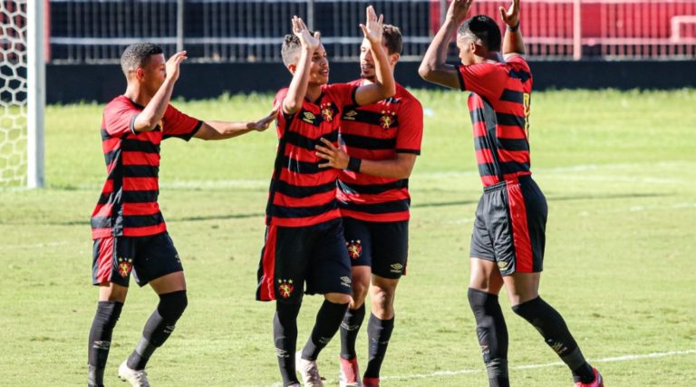 CAMPEONATO BRASILEIRO DE FUTEBOL SUB-20 DE 2021. PRIMEIRA FASE. SEXTA RODADA. SPORT-PE. CRUZEIRO-MG.