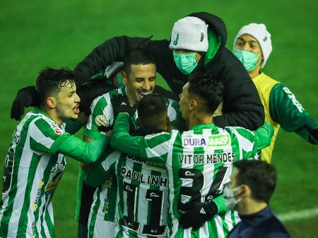 CAMPEONATO BRASILEIRO DA SÉRIE A DE 2021. PRIMEIRA FASE. OITAVA RODADA. JUVENTUDE-RS. GRÊMIO-RS.
