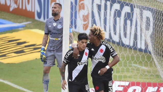 CAMPEONATO BRASILEIRO DA SÉRIE B DE 2021. PRIMEIRA FASE, NONA RODADA. VASCO-RJ. CONFIANÇA-SE.