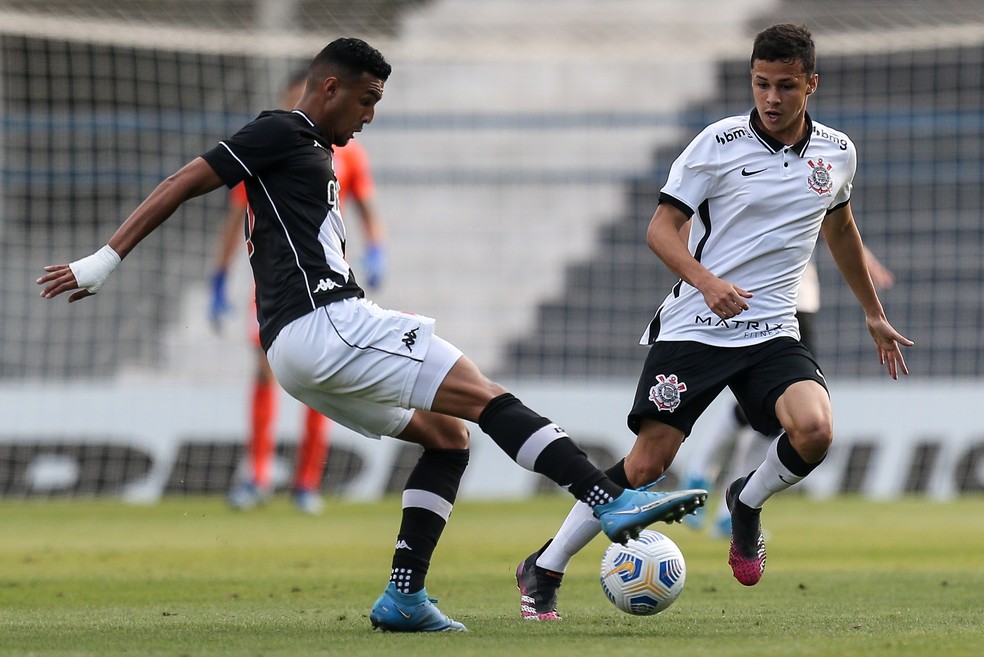 CAMPEONATO BRASILEIRO DE FUTEBOL SUB-20 DE 2021. PRIMEIRA FASE. QUARTA RODADA. VASCO-RJ. CORINTHIANS-SP.