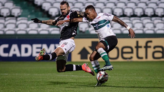 CAMPEONATO BRASILEIRO DA SÉRIE B DE 2021. PRIMEIRA FASE. DÉCIMA PRIMEIRA RODADA. CORITIBA-PR. VASCO-RJ.