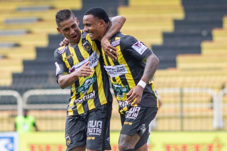CAMPEONATO BRASILEIRO DA SÉRIE C DE 2021. PRIMEIRA FASE. OITAVA RODADA. GRUPO A. VOLTA REDONDA-RJ. FLORESTA-CE.