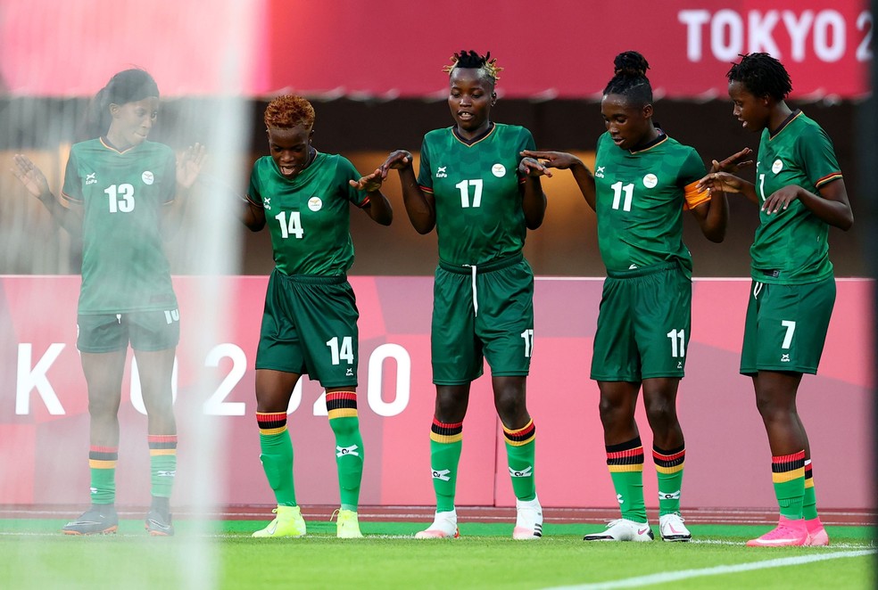 JOGOS OLÍMPICOS DE TÓQUIO DE 2020. 2021. FUTEBOL FEMININO. PRIMEIRA FASE. SEGUNDA RODADA. GRUPO F. ZÂMBIA. CHINA.