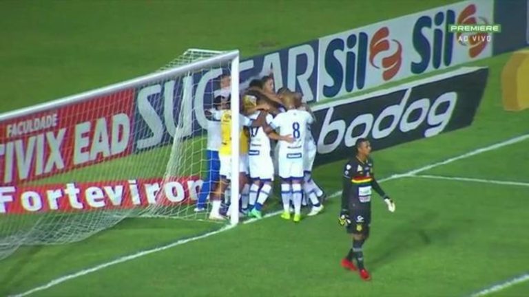 CAMPEONATO BRASLEIRO DA SÉRIE B DE 2021. PRIMEIRA FASE. DÉCIMA NONA RODADA. SAMPAIO CORRÊA-MA. AVAÍ-SC.