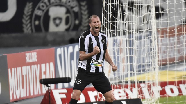 CAMPEONATO BRASILEIRO DA SÉRIE B DE 2021. PRIMEIRA FASE. DÉCIMA OITAVA RODADA. BOTAFOGO-RJ. BRASIL DE PELOTAS-RS.