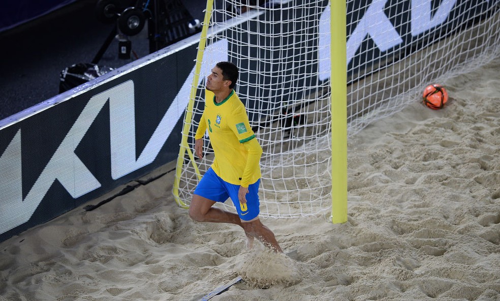COPA DO MUNDO DE FUTEBOL DE AREIA. PRIMEIRA FASE. GRUPO C. BRASIL. CLASSIFICADO. SEGUNDO LUGAR. BELARUS. ELIMINADO. QUARTO LUGAR.